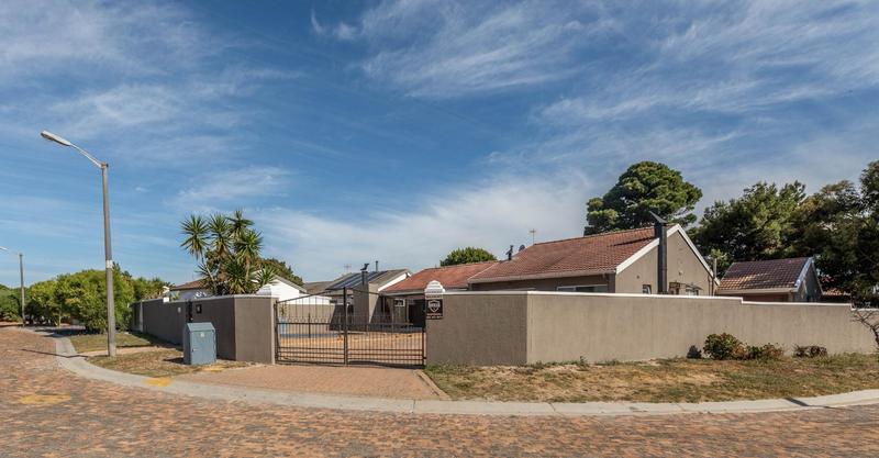 4 Bedroom Property for Sale in Duynefontein Western Cape